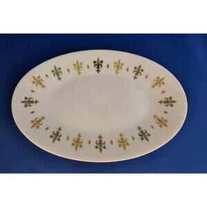 Vintage/Mid-Century 9” Oval Plate Royal M by Yamato - Made in Japan Crest Design